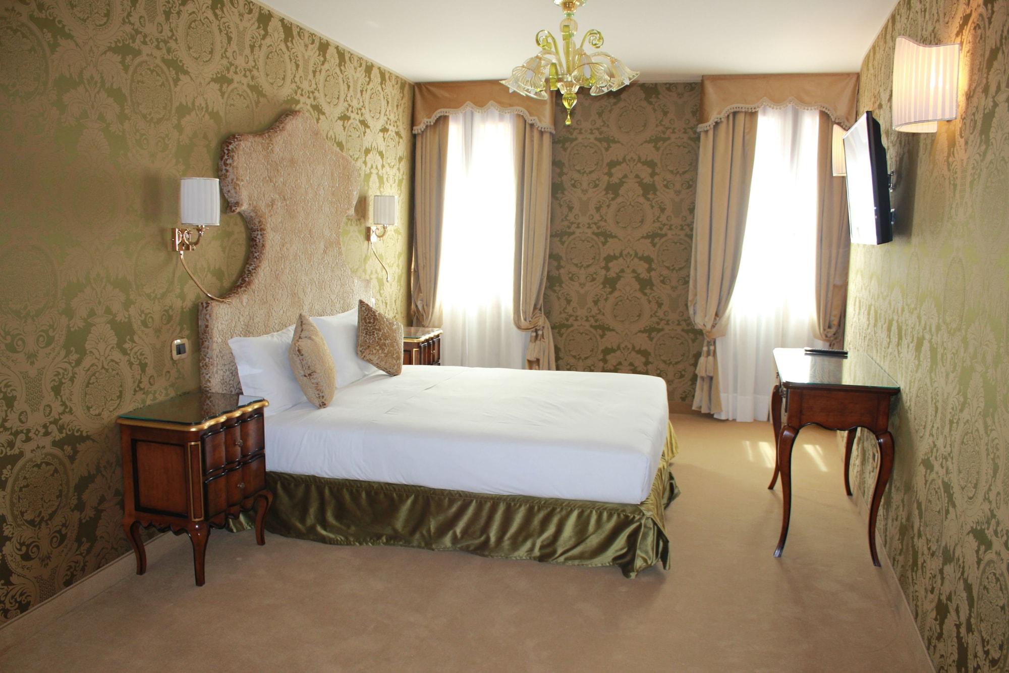 Hotel Casanova Venice