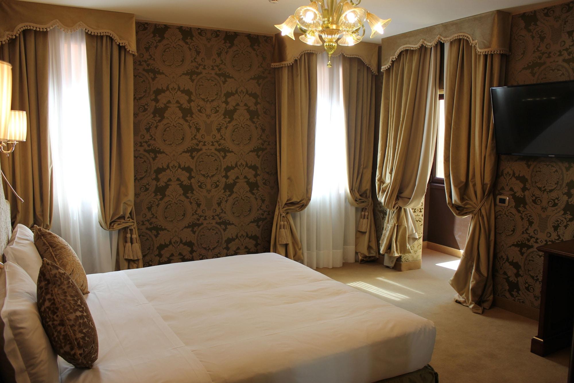 Casanova Hotel Venecia